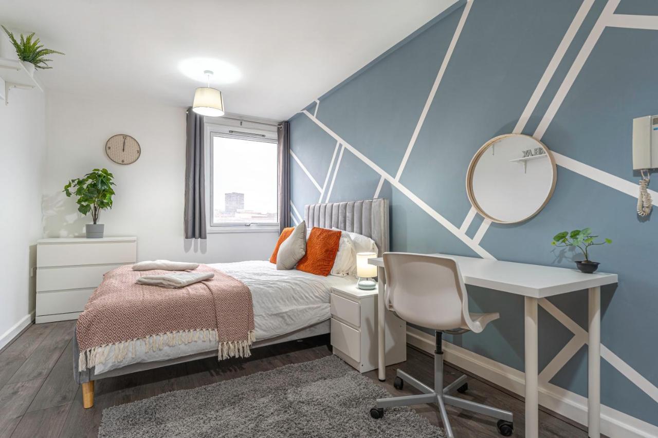 Jkg Property Solutions Presents Cosy City Apartment Coventry Bagian luar foto
