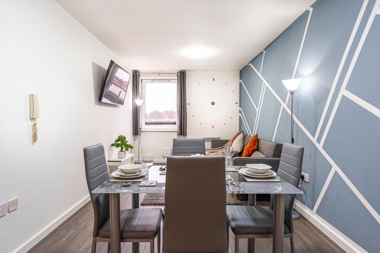 Jkg Property Solutions Presents Cosy City Apartment Coventry Bagian luar foto