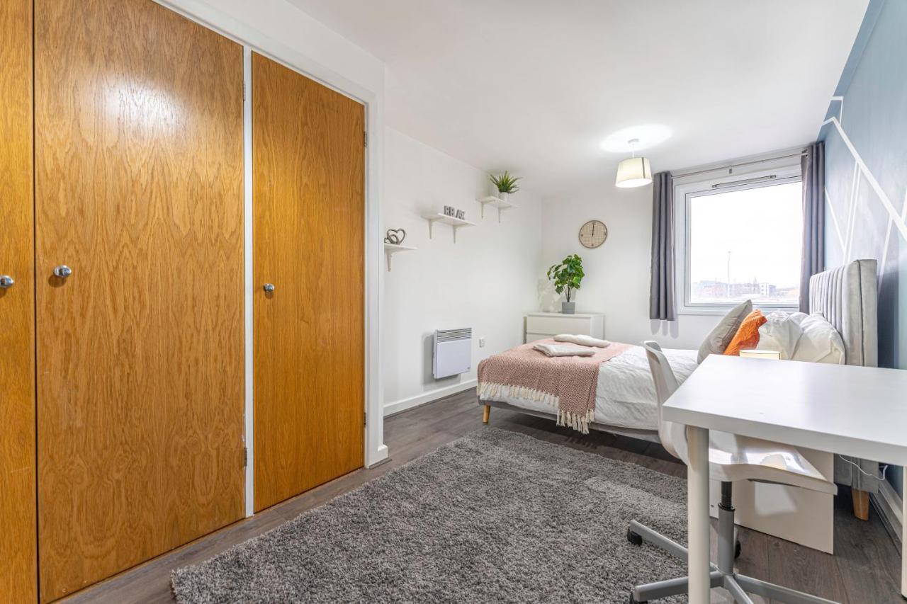 Jkg Property Solutions Presents Cosy City Apartment Coventry Bagian luar foto