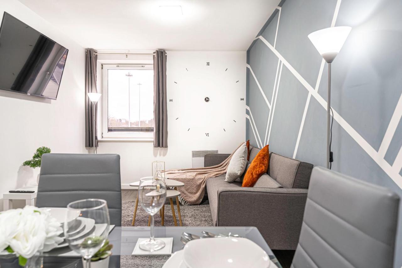 Jkg Property Solutions Presents Cosy City Apartment Coventry Bagian luar foto